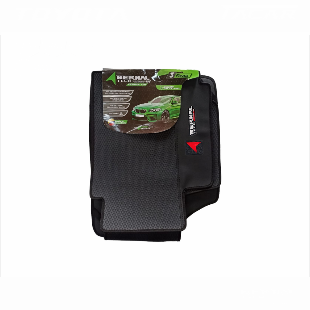 TAPETE PARA CARRO TACAR PREMIUM TOYOTA YARIS 2001