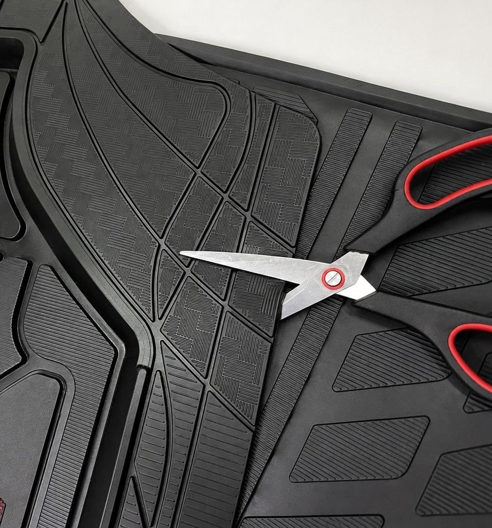 TAPETE PARA CARRO UNIVERSAL DE COLORES SPORT